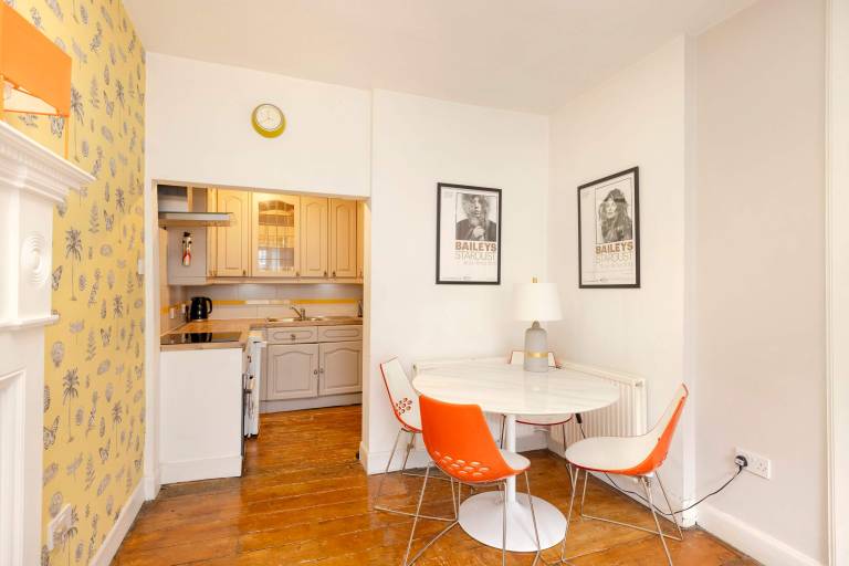 Holiday apartment | Close to Edinburgh Castle | Pets are welcome — photo 3