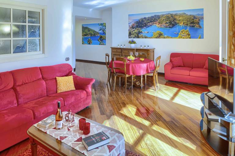 Rental apartment with patio | City view — photo 4