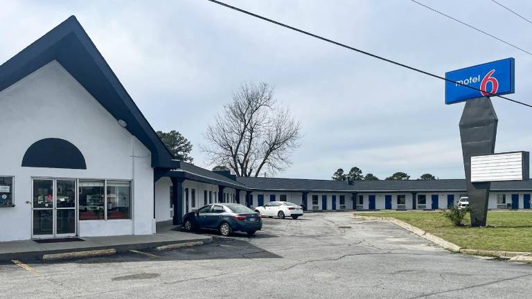 Motel 6 Williamston, NC – Highway 17 in Williamston, NC