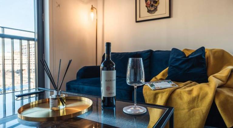 Fully equipped rental apartment | Suitable for remote work | Pets allowed in Glasgow