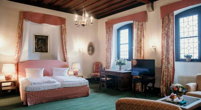 Schlosshotel Gotzenburg — photo 2