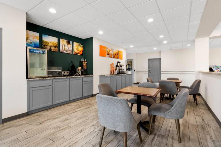 Comfort Inn & Suites Elk City South — photo 3