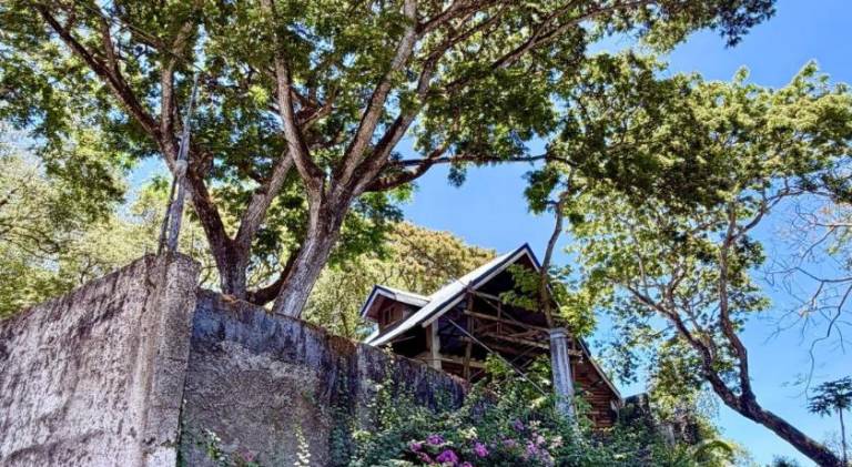 House with 1 room for 10 persons in Puerto Princesa
