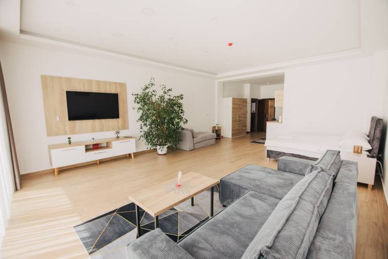 KS Apartments Studio Apartment with Pyramid View A6