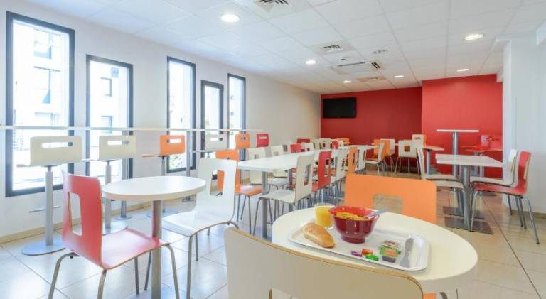 Ibis budget La Rochelle Centre les Minimes — photo 5