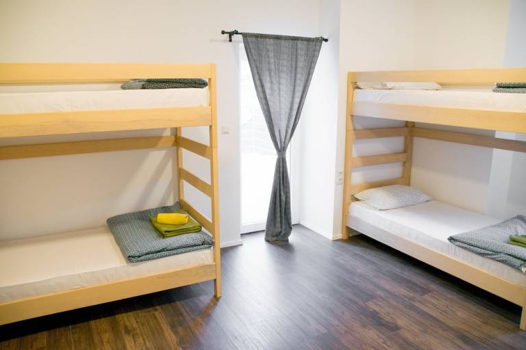 Hostel Desinić