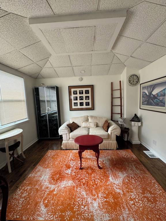 Apartment  Whiting