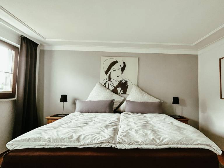 Ferienwohnung 100qm 2 Schlafzimmer max 4 Personen