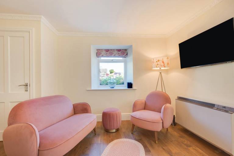 Cottage with 2 rooms for 4 persons — photo 4