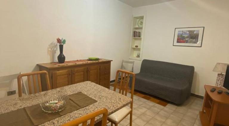 Holiday apartment with 2 rooms for 6 persons — photo 4