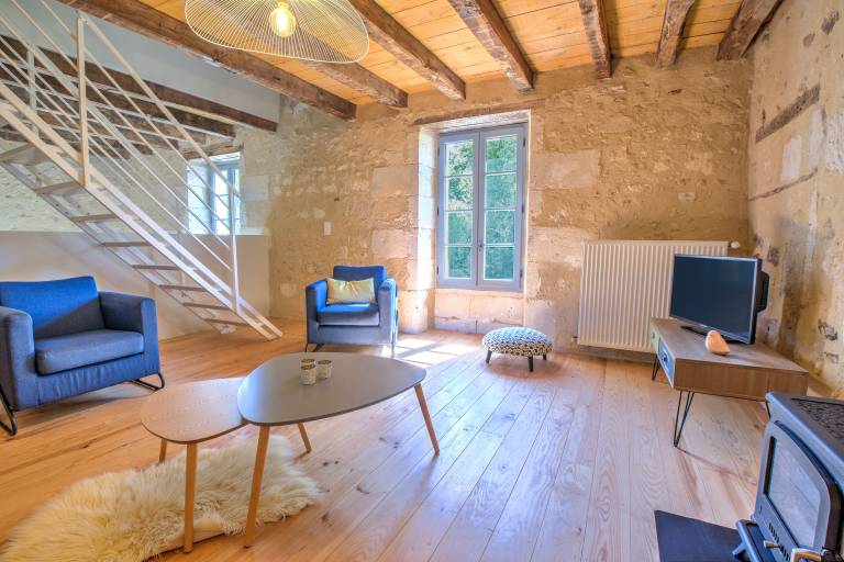 Gîte Les Chouettes with Shared Pool, Private Terrace and Wi-Fi — photo 2