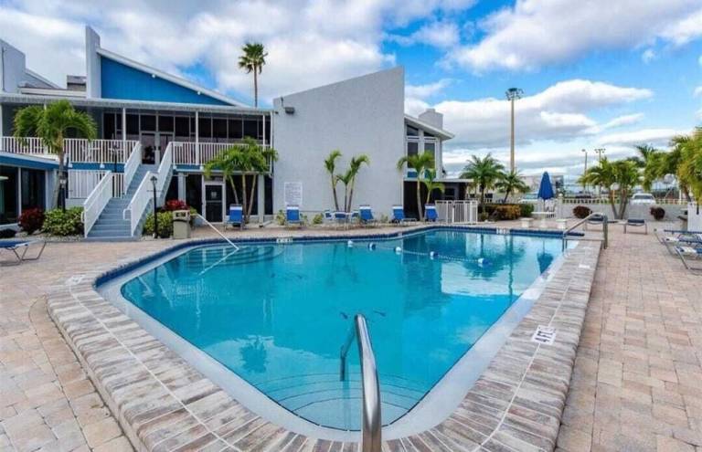 Resort  Treasure Island