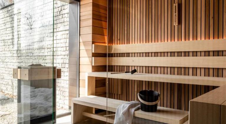 Serviced apartment with sauna, garden & jacuzzi in Zakopane
