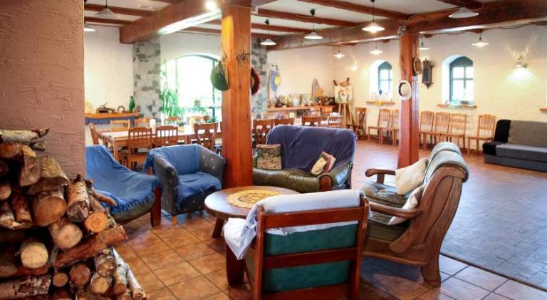 Family-oriented beautiful farm with grill, sauna & yard | Pets are welcome — photo 2