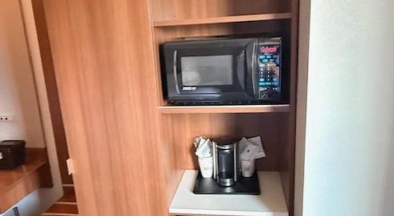 Microtel Inn & Suites by Wyndham Altoona — photo 5