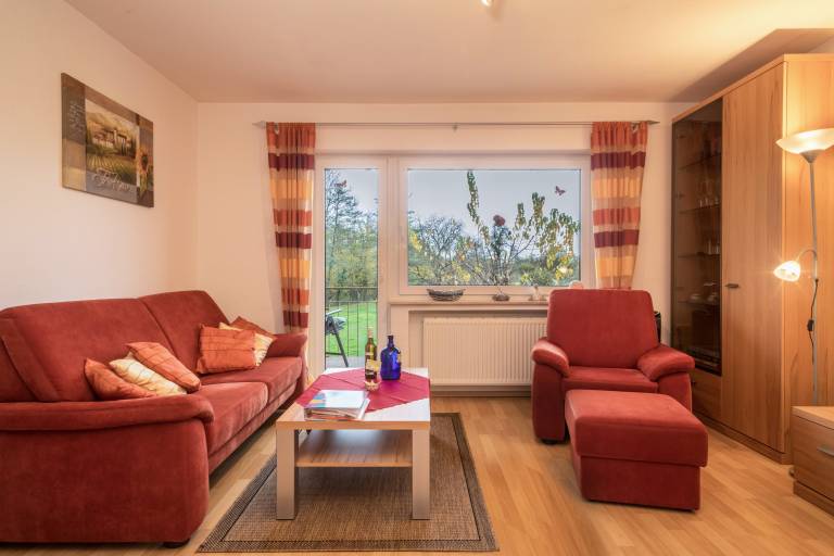Rental apartment with BBQ & yard in Tuebingen
