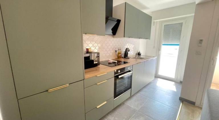 Fully equipped holiday apartment with patio | Pet-friendly — photo 3