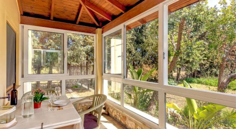 Vacation home with terrace & yard | Suitable for remote work — photo 4