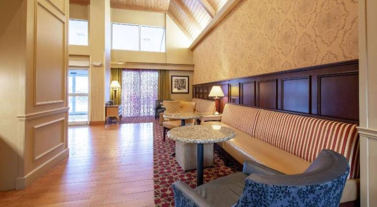Hampton Inn & Suites Williamsburg-Richmond Road — photo 3