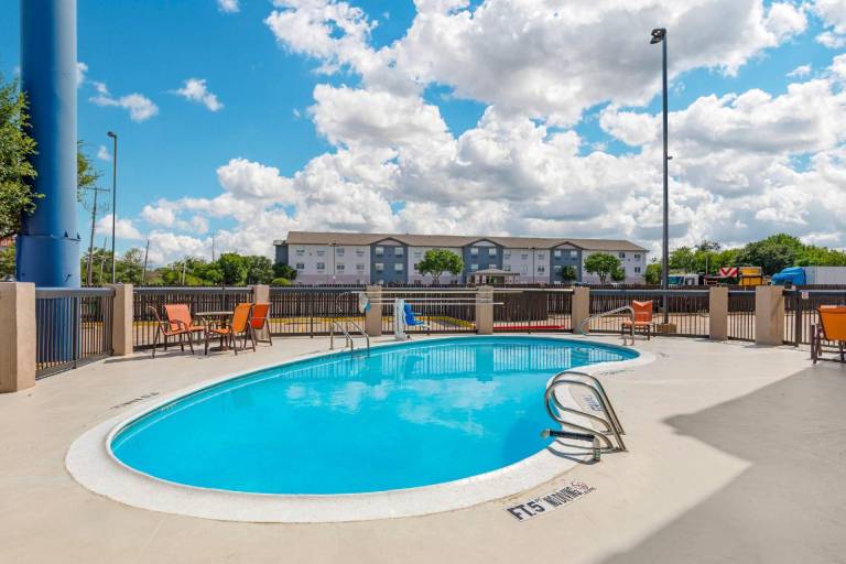 Comfort Inn Wichita Falls North — photo 2