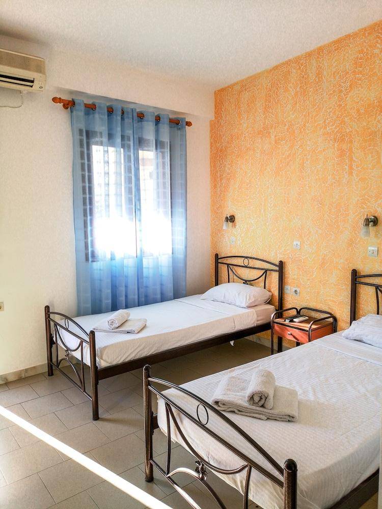 Nice serviced apartment with garden | Next to the beach | Pets are welcome — photo 2