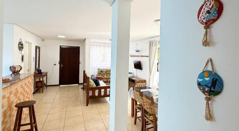 Holiday apartment with garden & grill — photo 4
