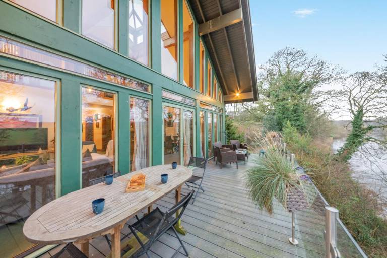 Landhaus Crailing, Eckford and Nisbet