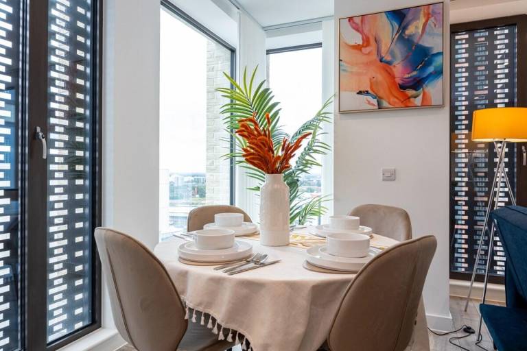 Pet friendly 2BR near Piccadilly Asquare Letting — photo 3