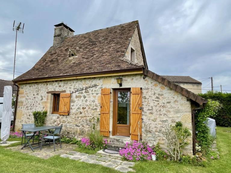 Ferienhaus in Hautefort f&uuml;r max. 2 Personen am Atlantik