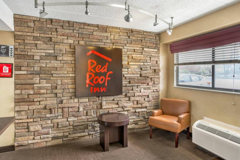 Red Roof Inn Tinton Falls - Jersey Shore — photo 3