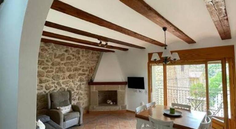 Vacation home with 3 rooms for 6 persons in Teruel