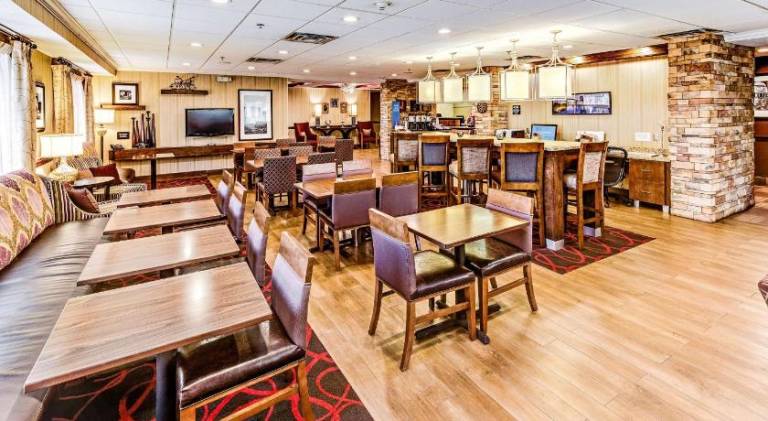 Hampton Inn Columbus-I-70 E/Hamilton Rd — photo 2
