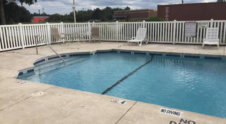 Golden Isles Inn & Suites Brunswick South — photo 3