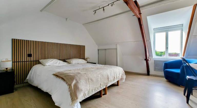 House with 2 rooms for 4 persons in Calais