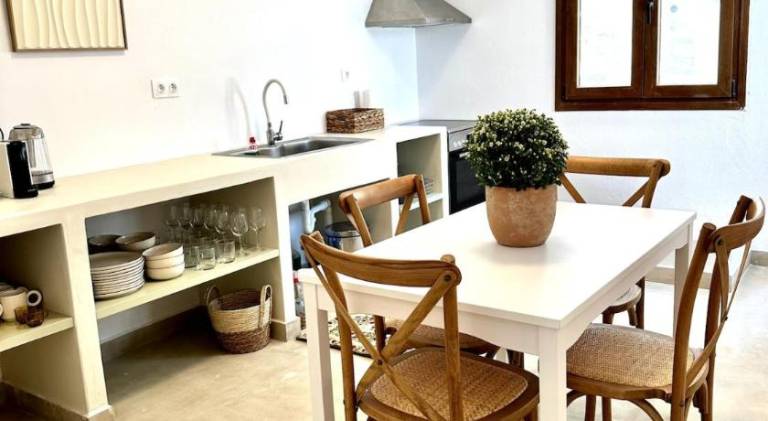 Rental apartment with patio & garden in Patmos