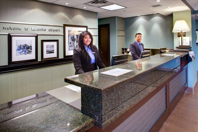 Hampton Inn & Suites by Hilton Toronto Airport — photo 4