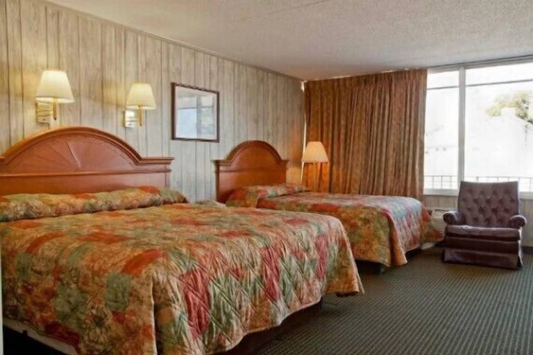 Motel  Sumter