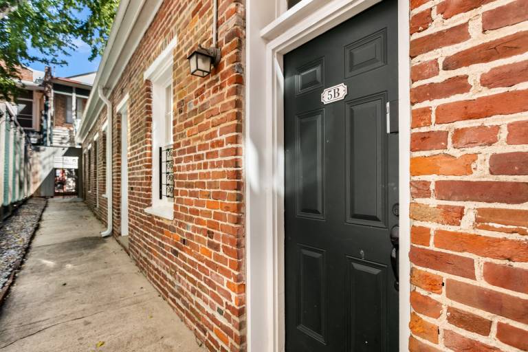 Children-friendly condo | Pets are welcome — photo 4