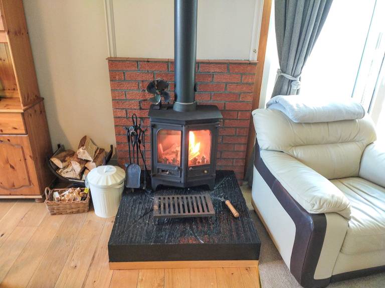 Child-friendly nice cottage with BBQ & yard | River view | Pet-friendly — photo 3
