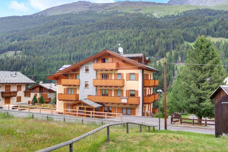 Apartment 'Casa Michela Bilocale 2' with Mountain View, Shared Terrace and Wi-Fi — photo 2