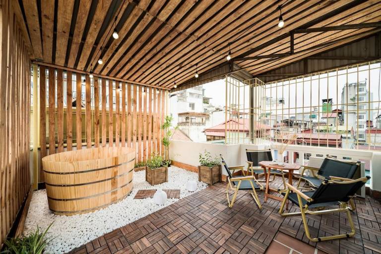 House with yard & jacuzzi | Next to Old Quarter | Water view | Good for workation | Pets are welcome — photo 3