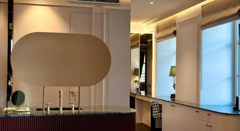 Aurora Luxury Riverside Suites — photo 3