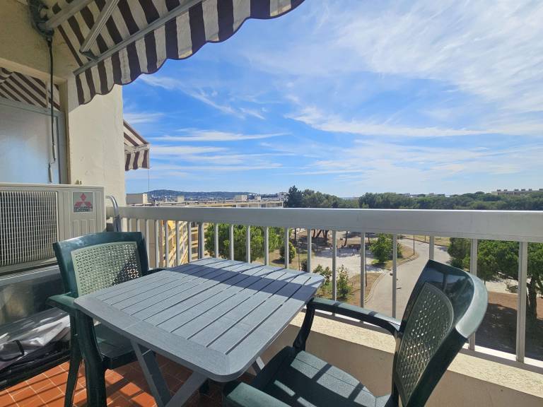 T1 Apartment with Air Conditioning in Balaruc-les-Bains in Balaruc-les-Bains