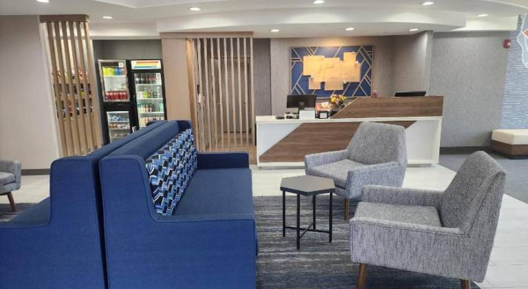 Holiday Inn Express & Suites Lathrop by IHG — photo 5