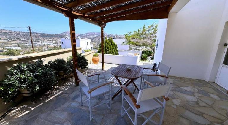 Vacation home with terrace, yard & barbecue — photo 3
