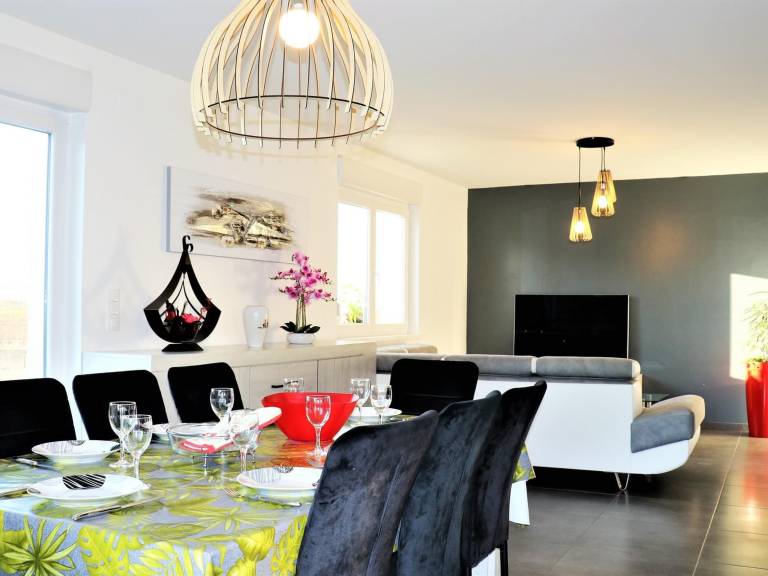 Cottage with barbecue — photo 4