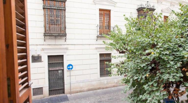 Rental apartment with terrace | Close to Seville Cathedral | Perfect for remote work — photo 5