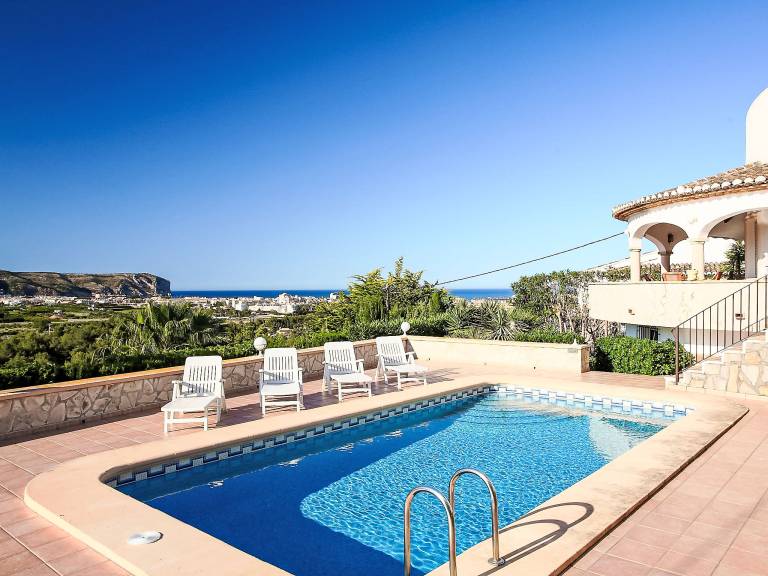 House with yard, private pool & patio | Sea view — photo 3