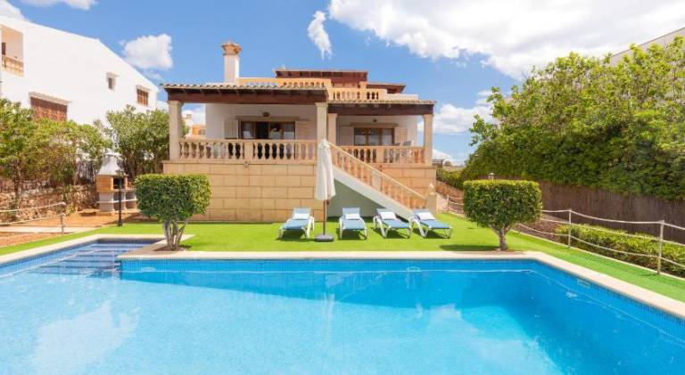 House with pool in Felanitx
