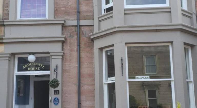 Bed & Breakfast  Inverness